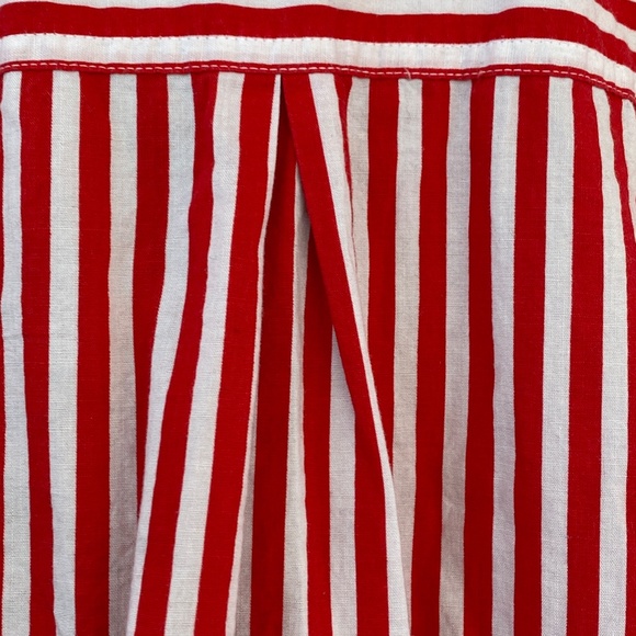 Price drop!Chaus Petites Red/White 80's Short Sleeve Button Down Carnival Stripe - Picture 9 of 9
